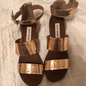 Rose gold metallic sandal